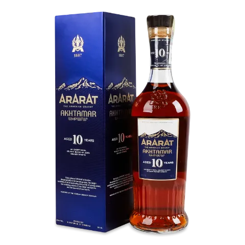 Коньяк Арарат АХТАМАР 10лет подар.кор