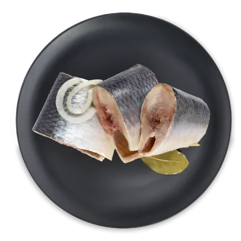 Сельдь слабосоленая кусочки в маринаде